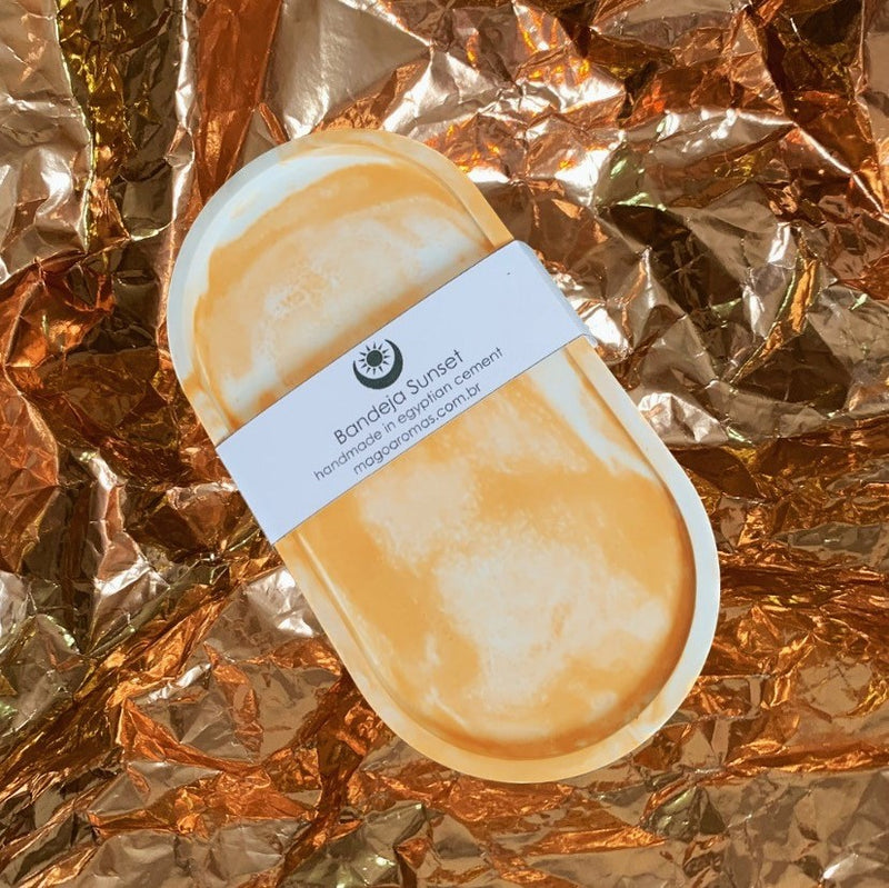 Kit The Sun - velas aromáticas manga & maracujá + bandeja sunset